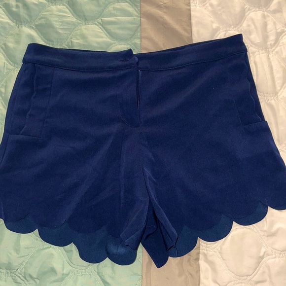 Navy Scalloped Shorts - Picture 1 of 5